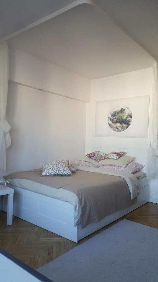 Apartment Chmielna *